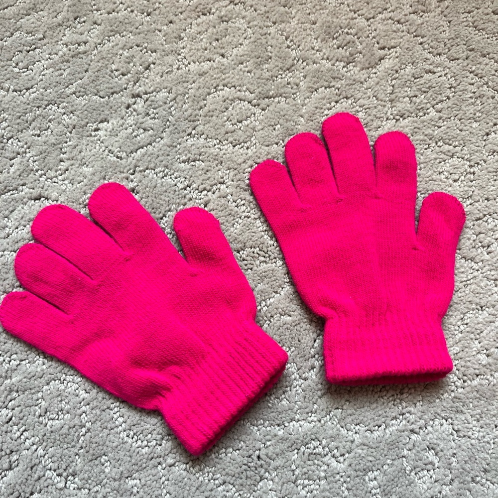 NEW Kids Hot Pink Knit Gloves